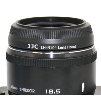 Slnečná clona JJC HB-N104 pre Nikon 1