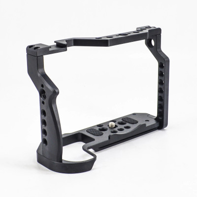 Klietka fotoaparátu Canon EOS R7