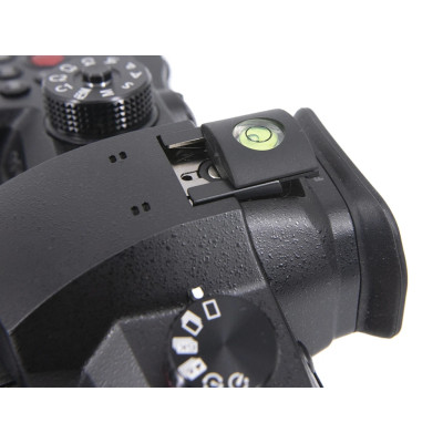 Vodováha pro coldshoe ( sáňky ) kamery, nebo fotoaparátu