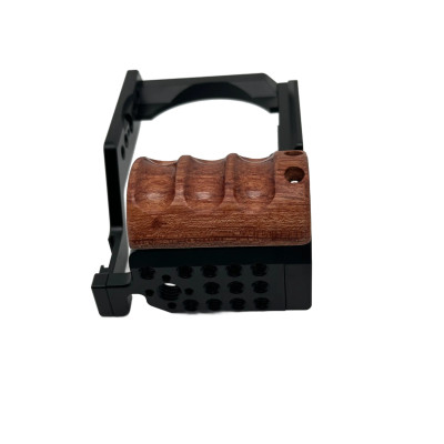 Klietka na fotoaparát Sony ZV-E10 s drevenou rukoväťou