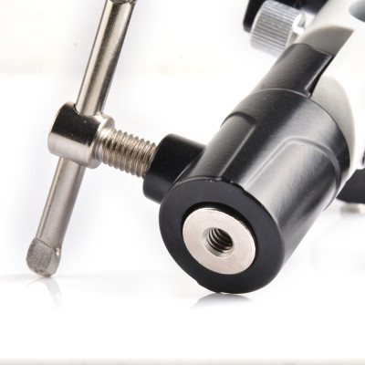 Otočný držák blesku, deštníku typu U 1/4" - 3/8" , kovový