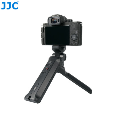 JJC Shooting grip,  rukojeť s dálkovým ovládáním nahrazuje stativovou rukojeť Panasonic DMW-SHGR1