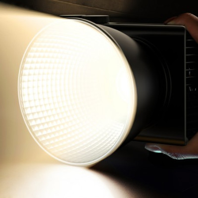 LED light Ulanzi C01 2700-6500K 100W [Mini Bowens]