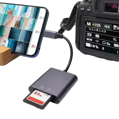 Čtečka SD / TF karet s USB-C konektorem, hliníková