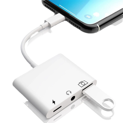 Adaptér USB + 3,5 mm Jack + USB-C pre zariadenia s konektorom Lichtning (Iphone)