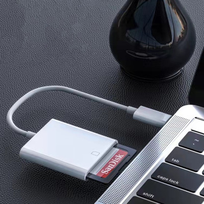 Iphone ( Lightning ) čtečka SD karet