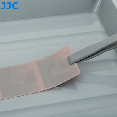 JJC DT-1012 GRAY, Zásobník na vyvolávanie filmov + kliešte, sivý