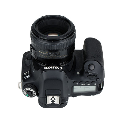 Kiwifotos Redukcia z Nikon G na Canon EOS