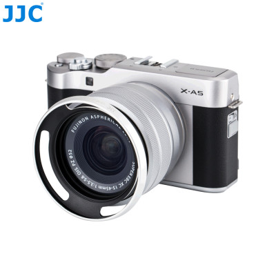 Krytka objektívu JJC pre FUJIFILM XC15-45 mm F3,5-5,6 OIS PZ, strieborná