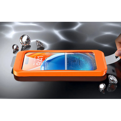 Tempered glass for iPhone 15 Torras InstaII Master