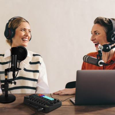 Mixážní audio pult , 7Ryms 7Caster SE2 - XLR / 3,5mm / jack 6,35mm / Bluetooth